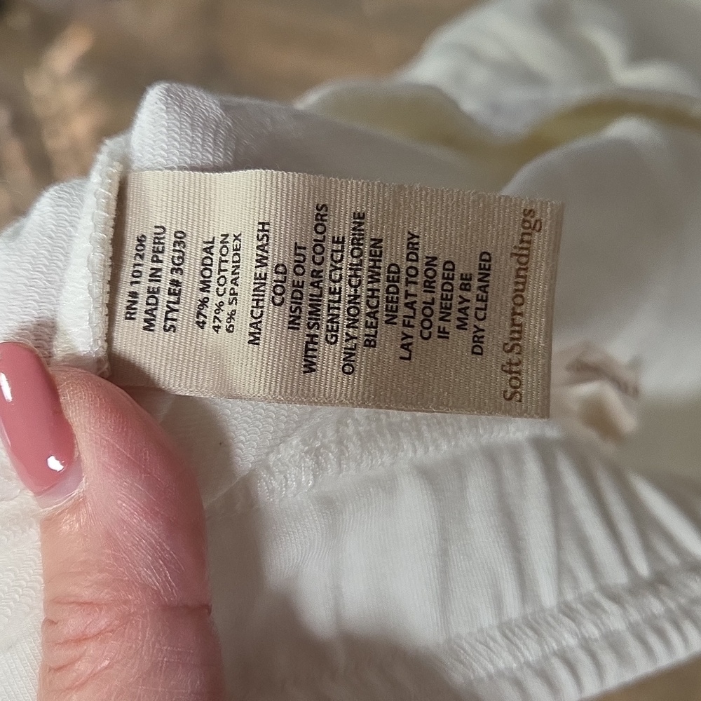 NWT SOFT SURROUNDINGS Fina French Terry Crop Pants - Picture 7 of 11